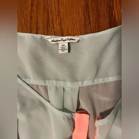 American Eagle Sheer Button up Tie Tank - Picture 2 of 4